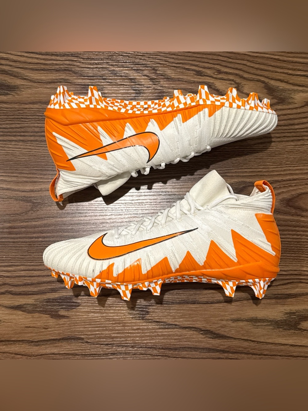 Size 13.5 Nike Alpha Menace Elite TD Football Cleats Tennessee Volunteers - NEW